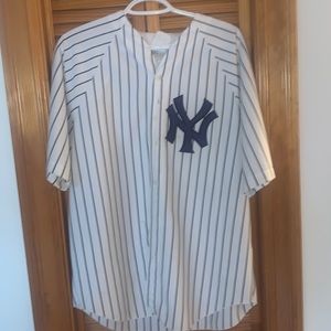 Vintage NY Yankees Jersey